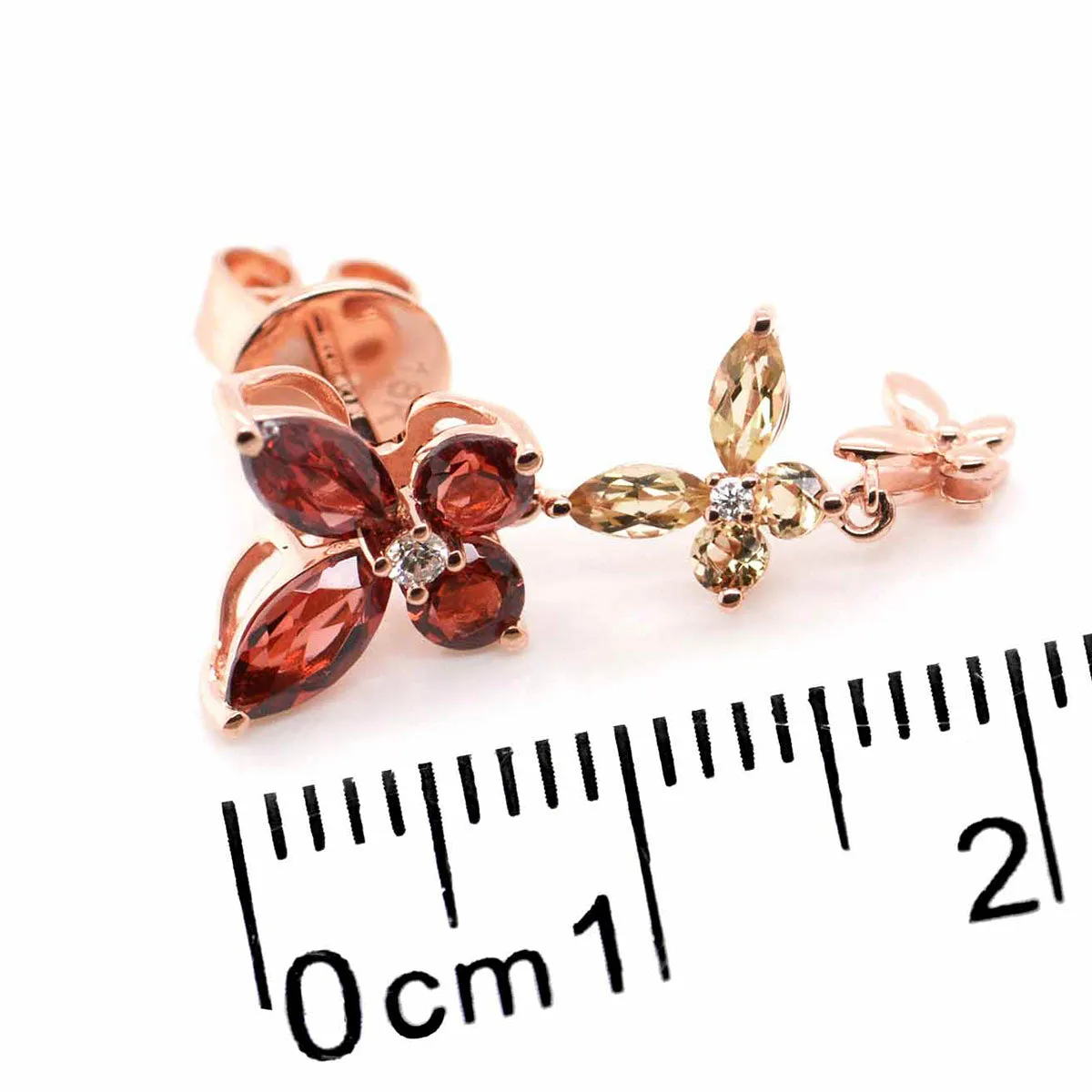 ARETES  