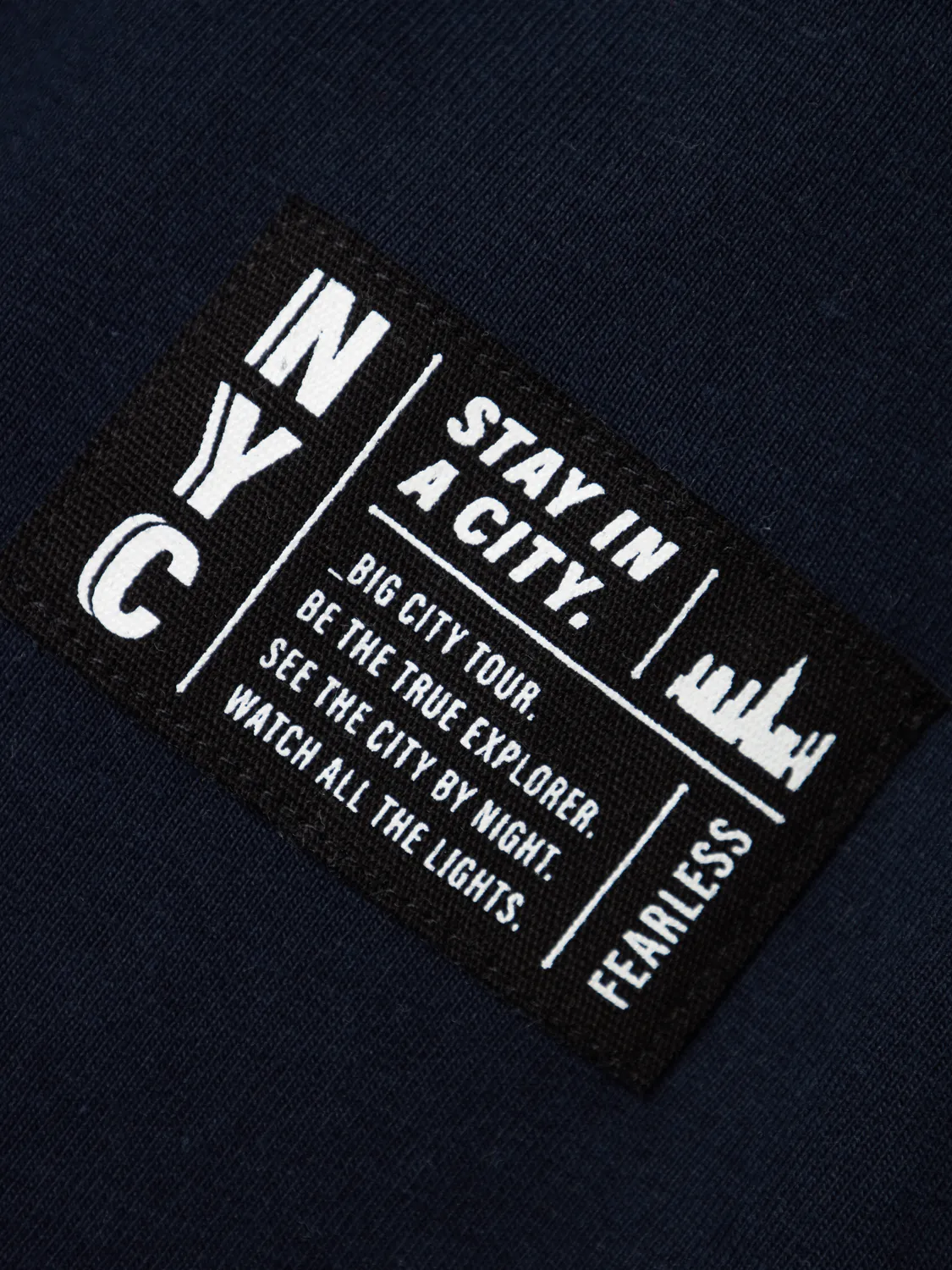 CAMISETA VECTOR