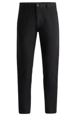 Chinos slim fit en tejido de gabardina de algodón elástico
