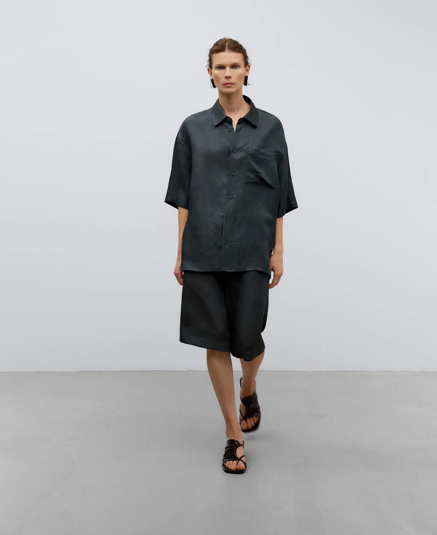 Green oversize shirt