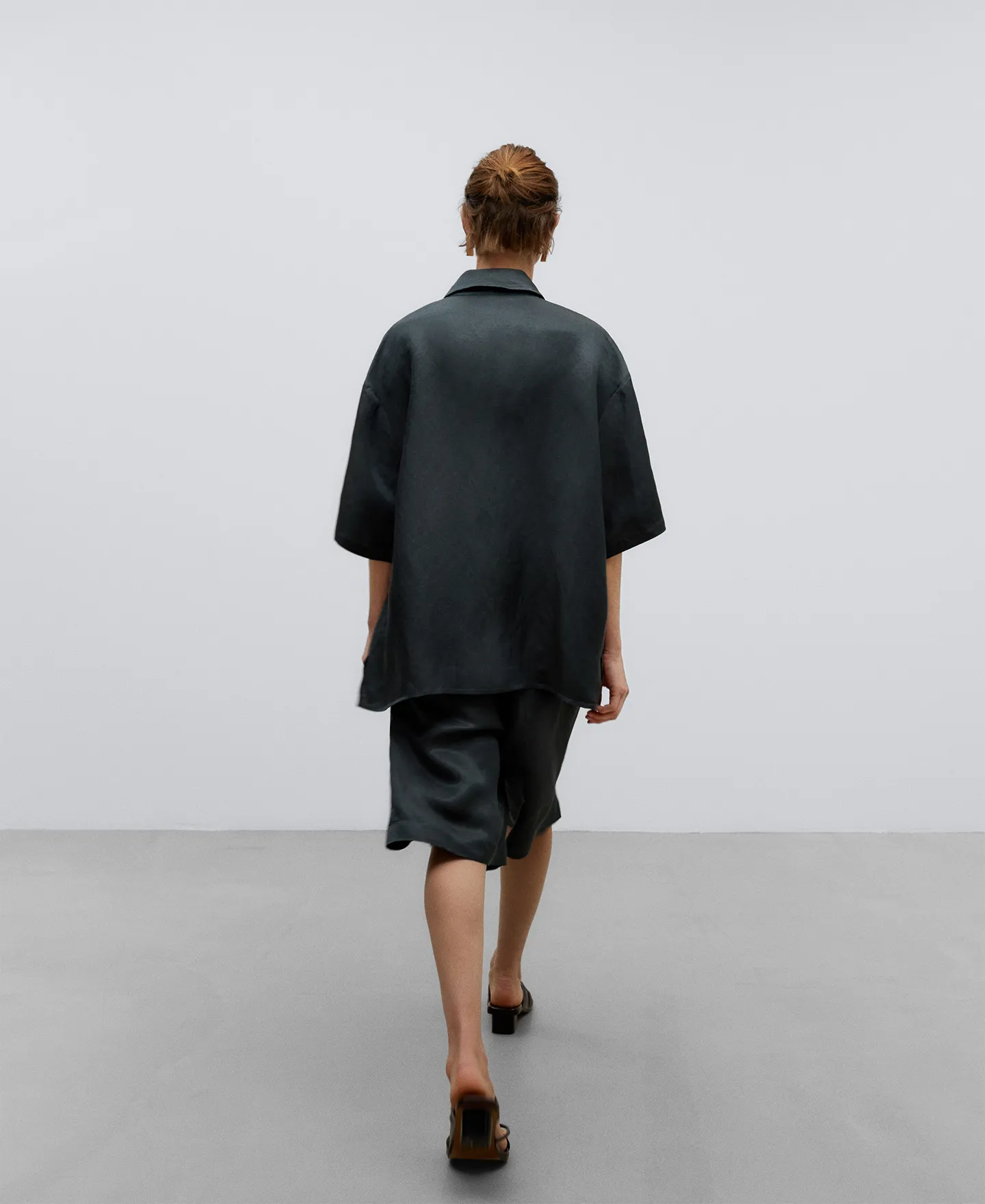 Green oversize shirt