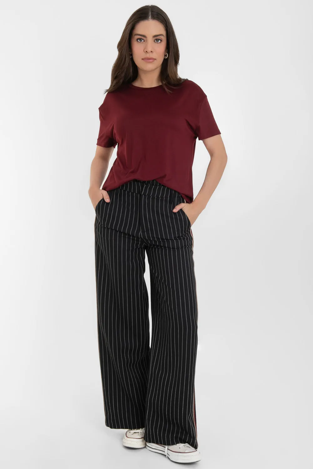 Pantalón flare de cintura boxer raya lateral