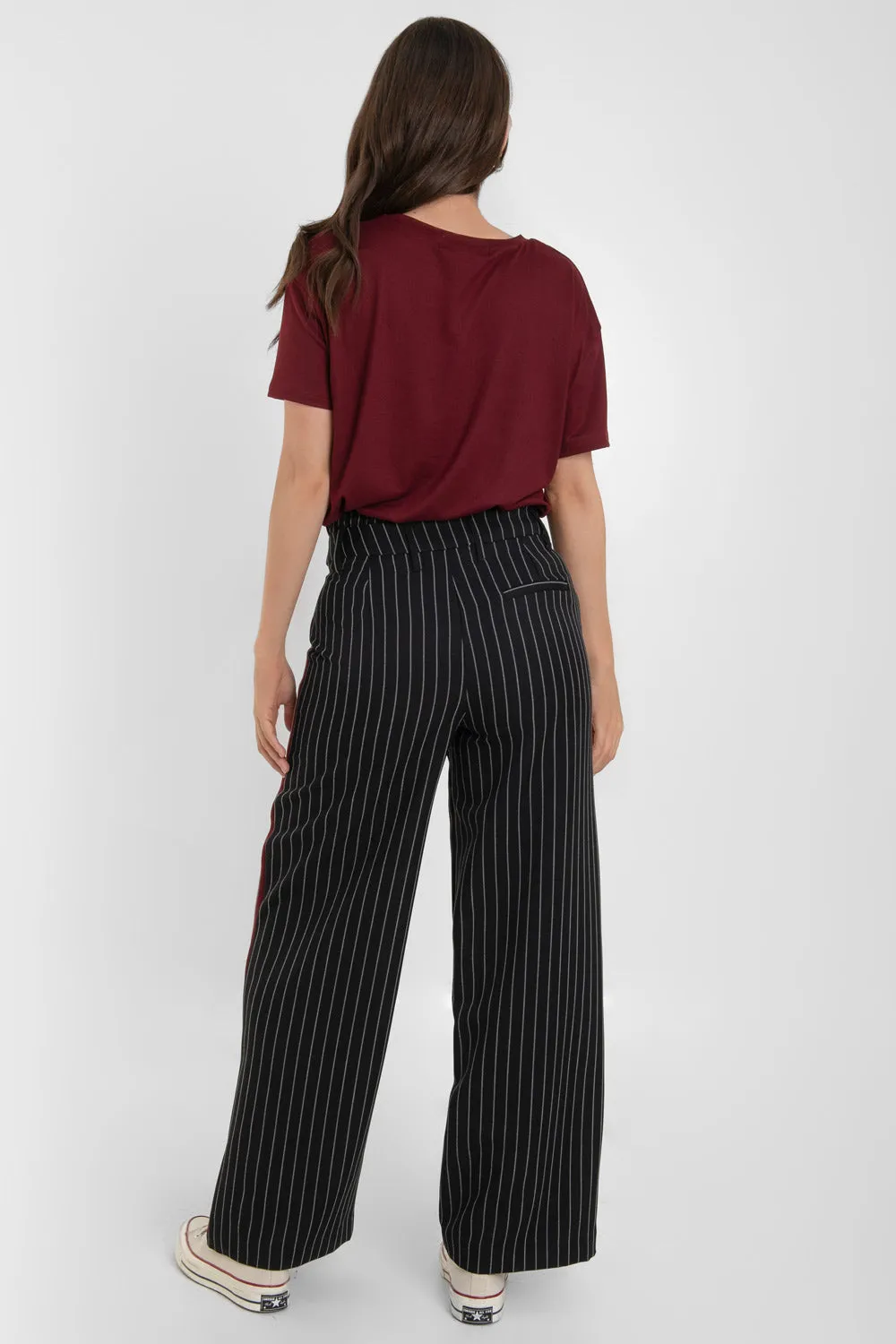 Pantalón flare de cintura boxer raya lateral