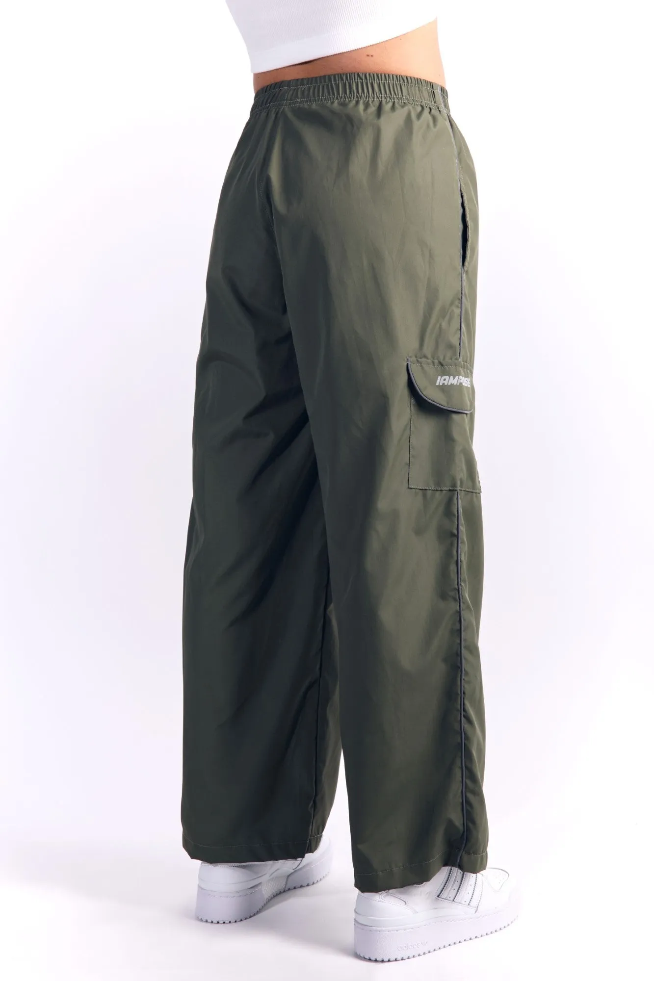Pantalón para Mujer I AM POSER CARGO REFLECTIVE CARGO PANTS VRD