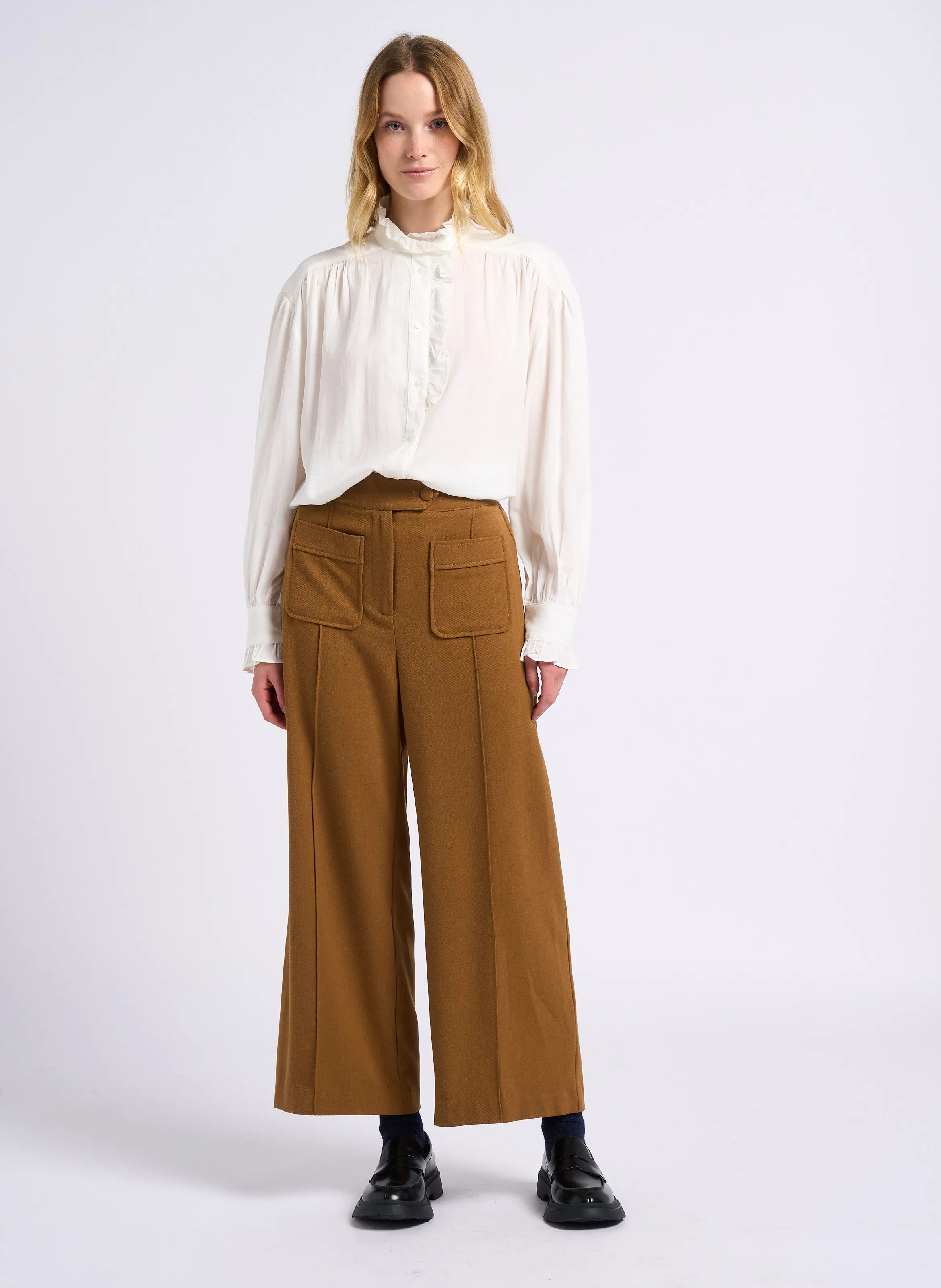 SUNCOO JERRY  PANTALóN DE TALLE ALTO Y PIERNA ANCHA EN MARRON