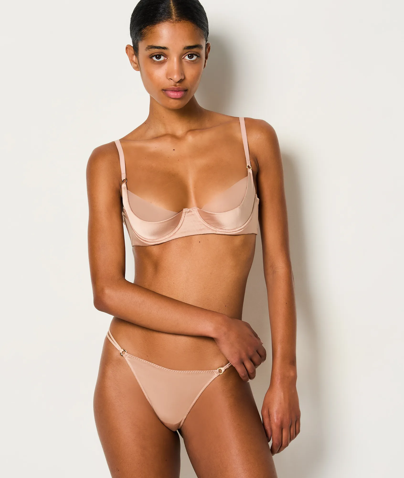 TANGA DE SEDA MIDNIGHT BLUSH  ETAM