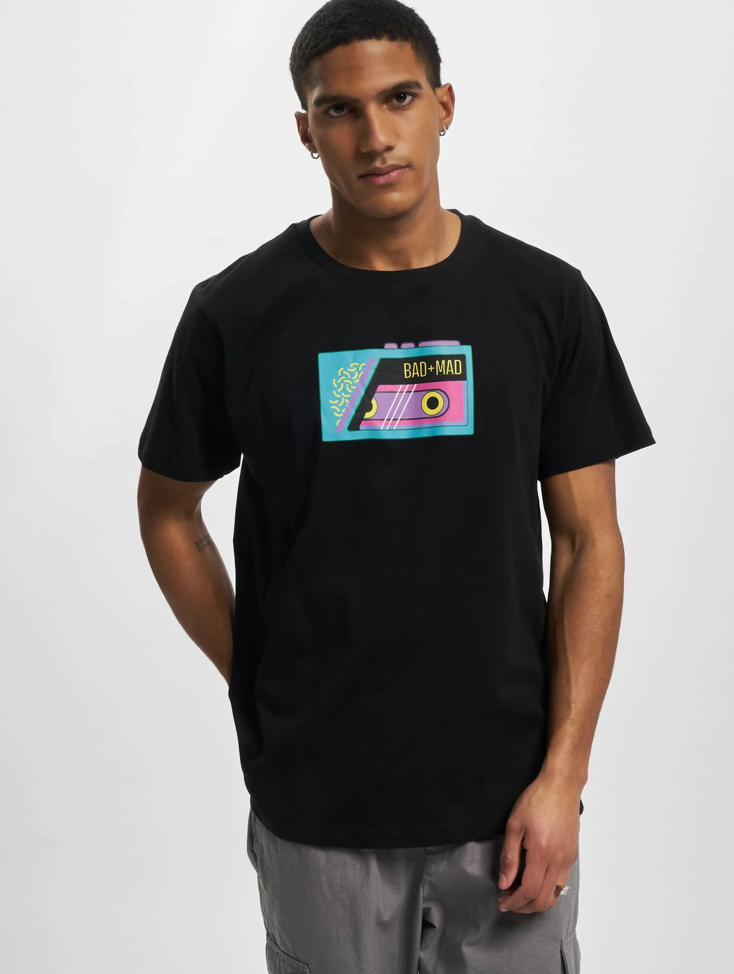 Tokio R Neck