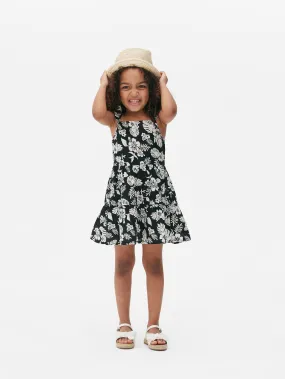 Vestido sin mangas a capas